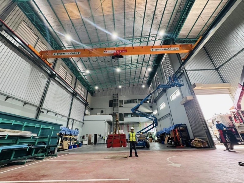 รับติดตั้งเครนโรงงาน