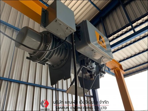 รอกสลิงไฟฟ้า ฮิตาชิ 2 ตัน  4 ทิศทาง 1 สปีด ยกสูง 12เมตร 